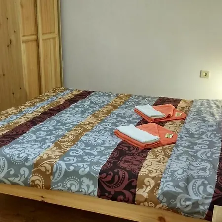 بيت ضيافة Къща За Гости ,,Под Върха