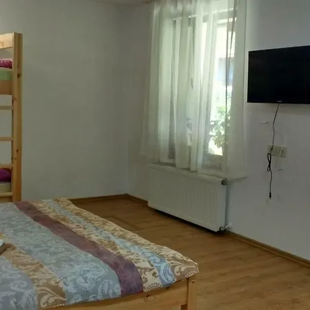 بيت ضيافة Къща За Гости ,,Под Върха