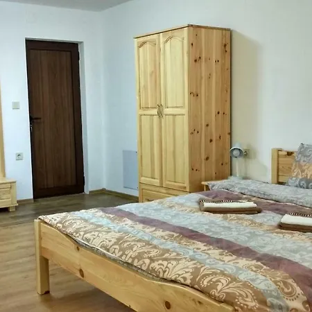 Къща За Гости ,,Под Върха